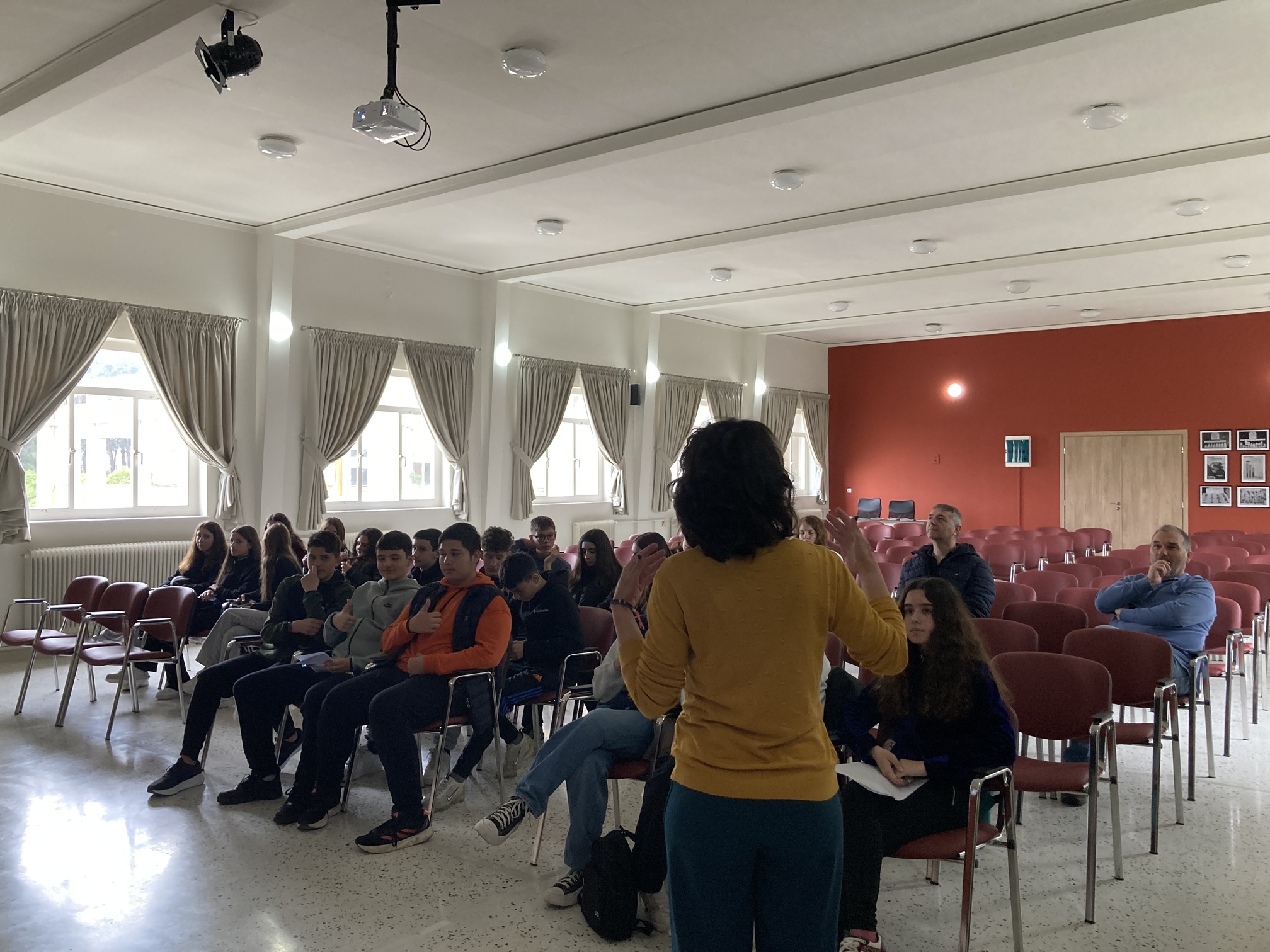 Επίσκεψη στο ΕΘΙΑΓΕ — Μια βιωματική εμπειρία για τους μαθητές του 3ου Γυμνασίου Λάρισας